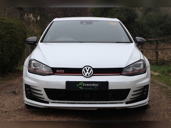 Used Volkswagen Golf 2014 for sale - 77732794: Photo