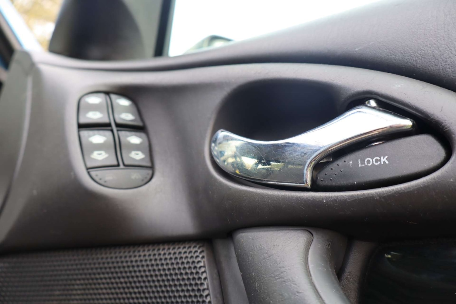 Used Ford Focus 2003 for sale - 77963160: Photo 32