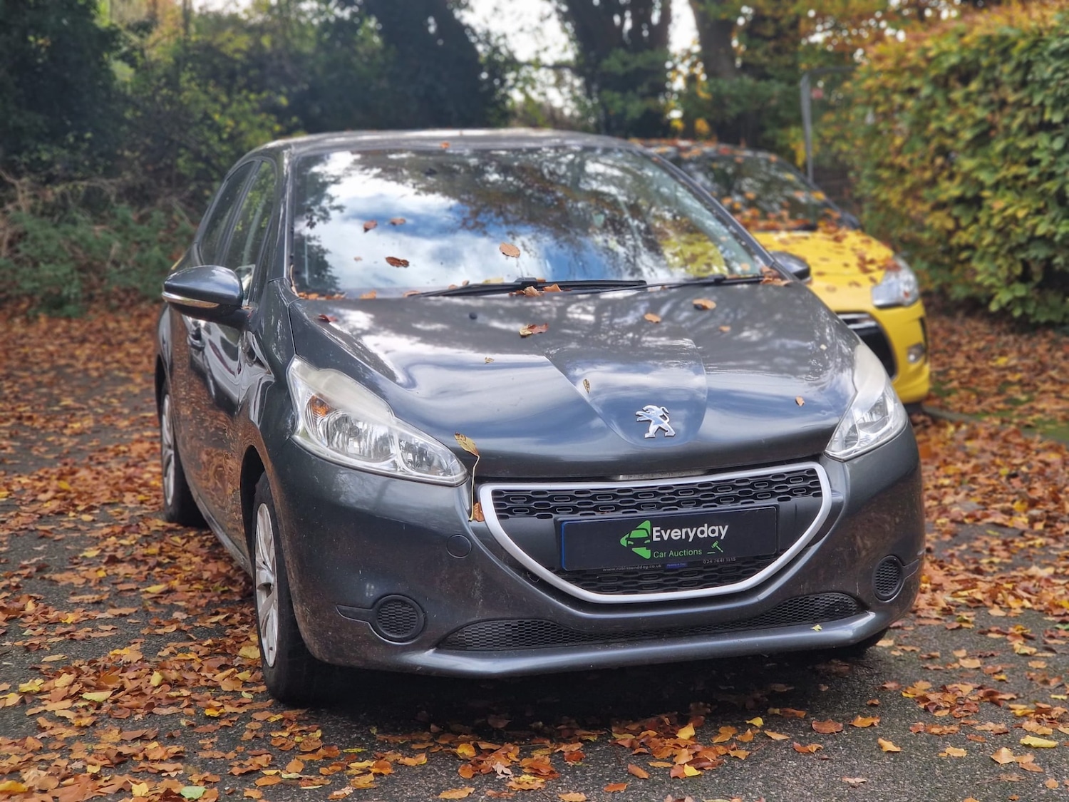 Used Peugeot 208 2013 for sale - 76436335: Photo 3
