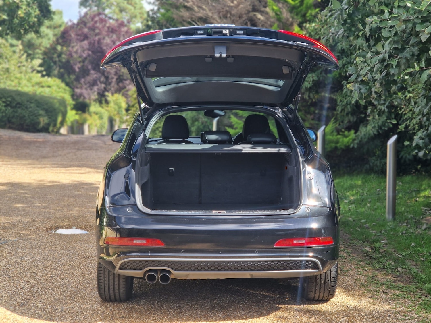 Vehicle 22