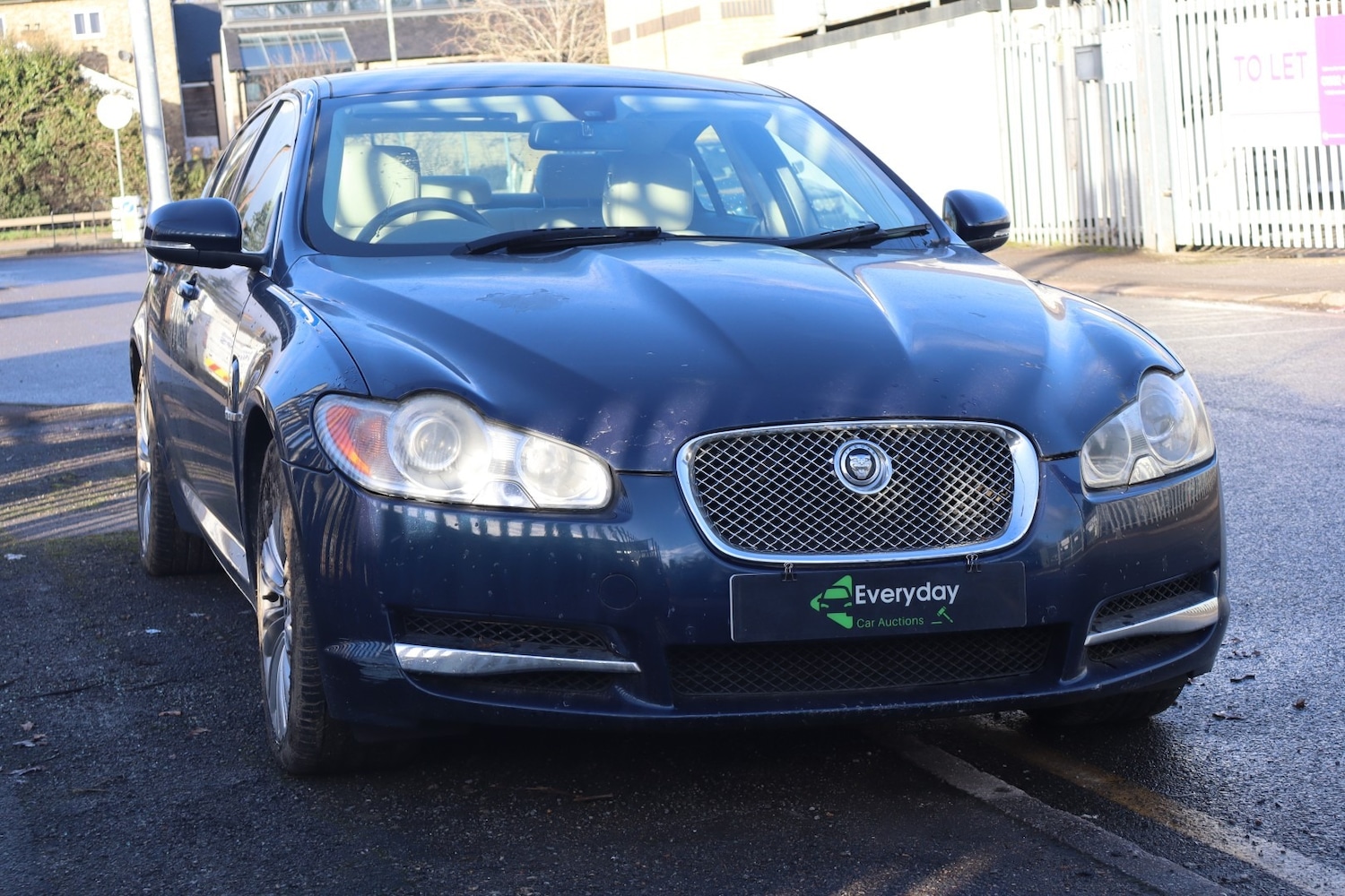 Used Jaguar XF 2010 for sale - 77518984: Photo 5