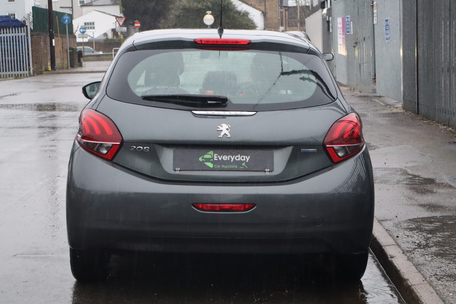 Used Peugeot 208 2017 for sale - 77210335: Photo 11