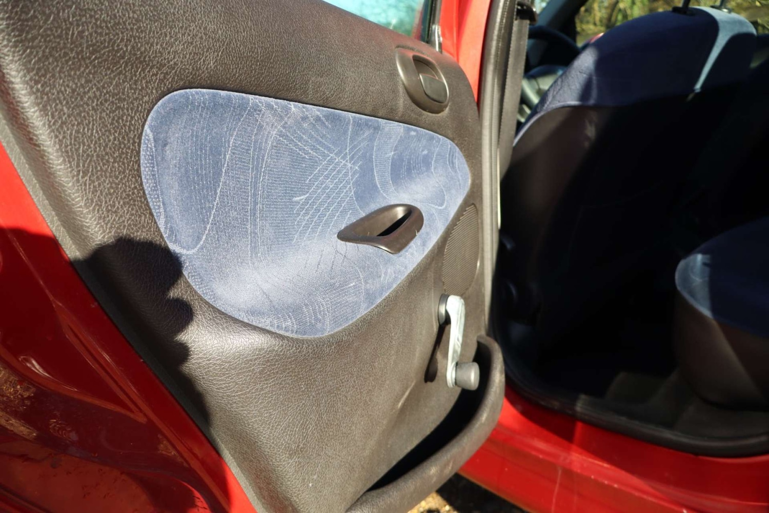 Used Peugeot 206 2001 for sale - 77937315: Photo 32