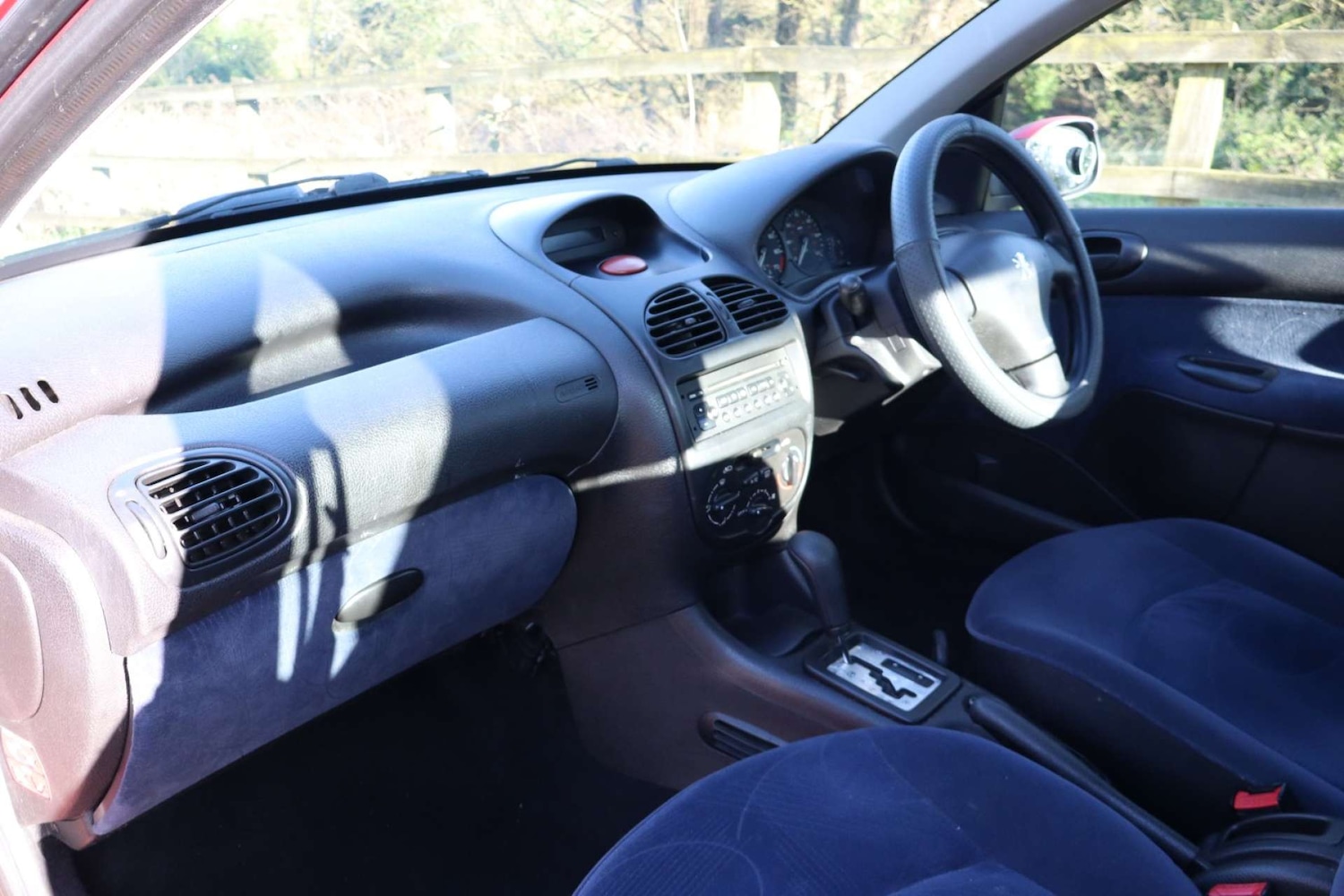 Used Peugeot 206 2001 for sale - 77937315: Photo 4