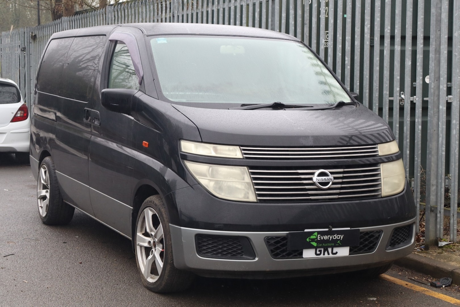 Used Nissan Elgrand 2014 for sale - 77606959: Photo 1
