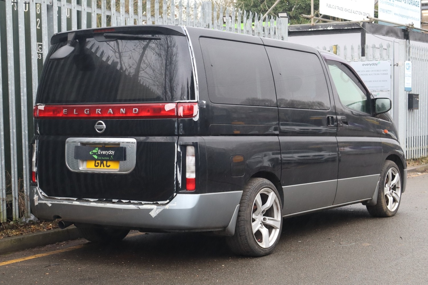 Used Nissan Elgrand 2014 for sale - 77606959: Photo 15