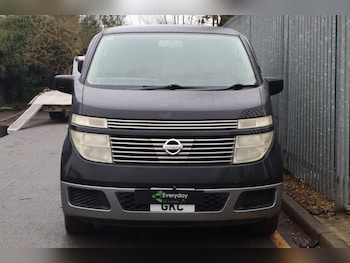 Used Nissan Elgrand 2014 for sale - 77606959: Photo