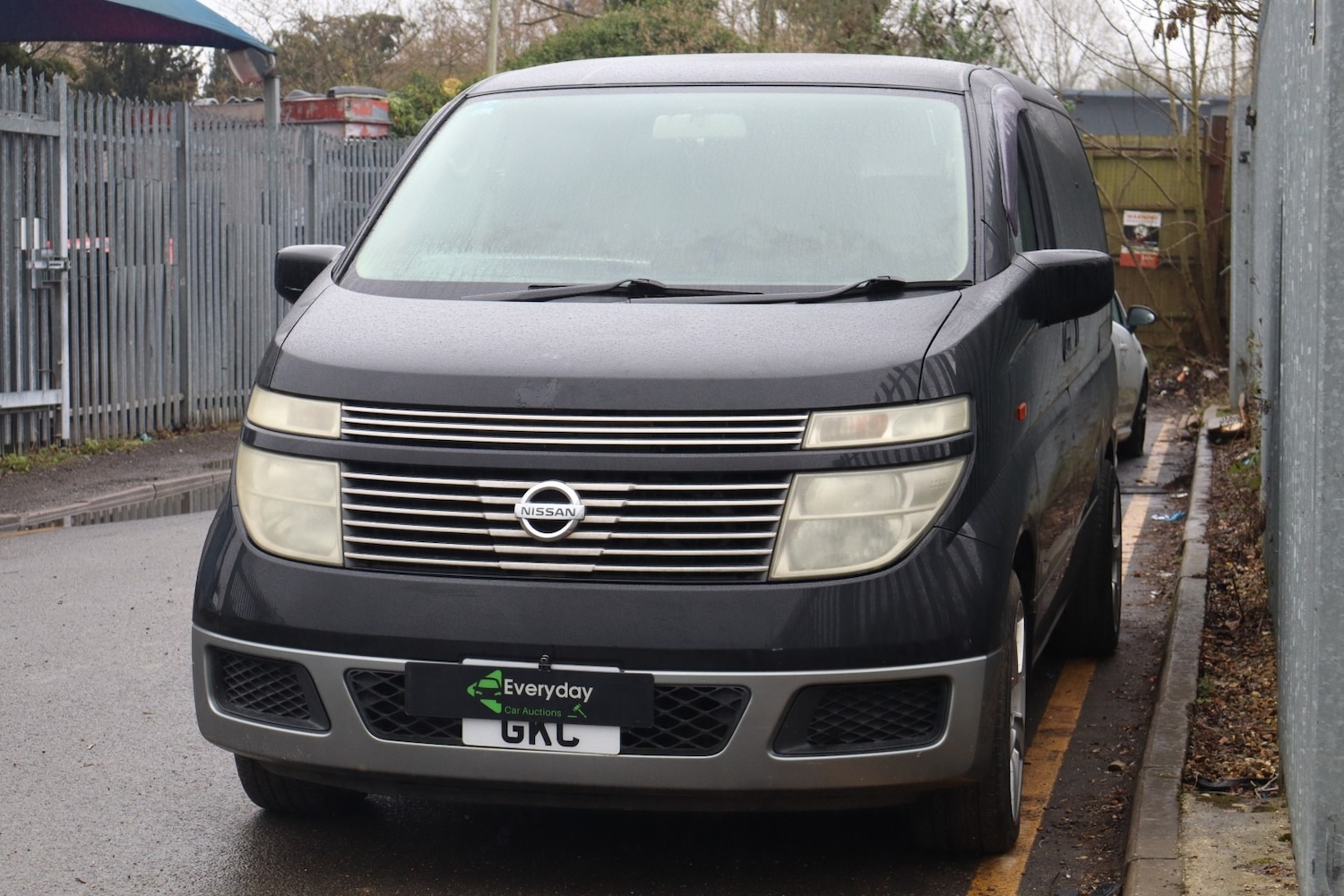 Used Nissan Elgrand 2014 for sale - 77606959: Photo 3