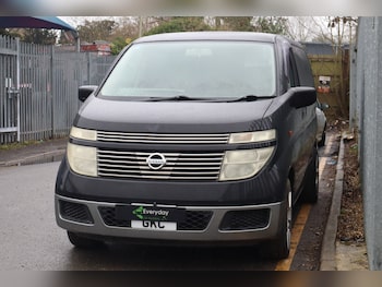 Used Nissan Elgrand 2014 for sale - 77606959: Photo