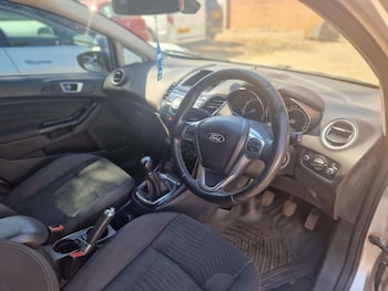 Used Ford Fiesta 2013 for sale - 79018231: Photo