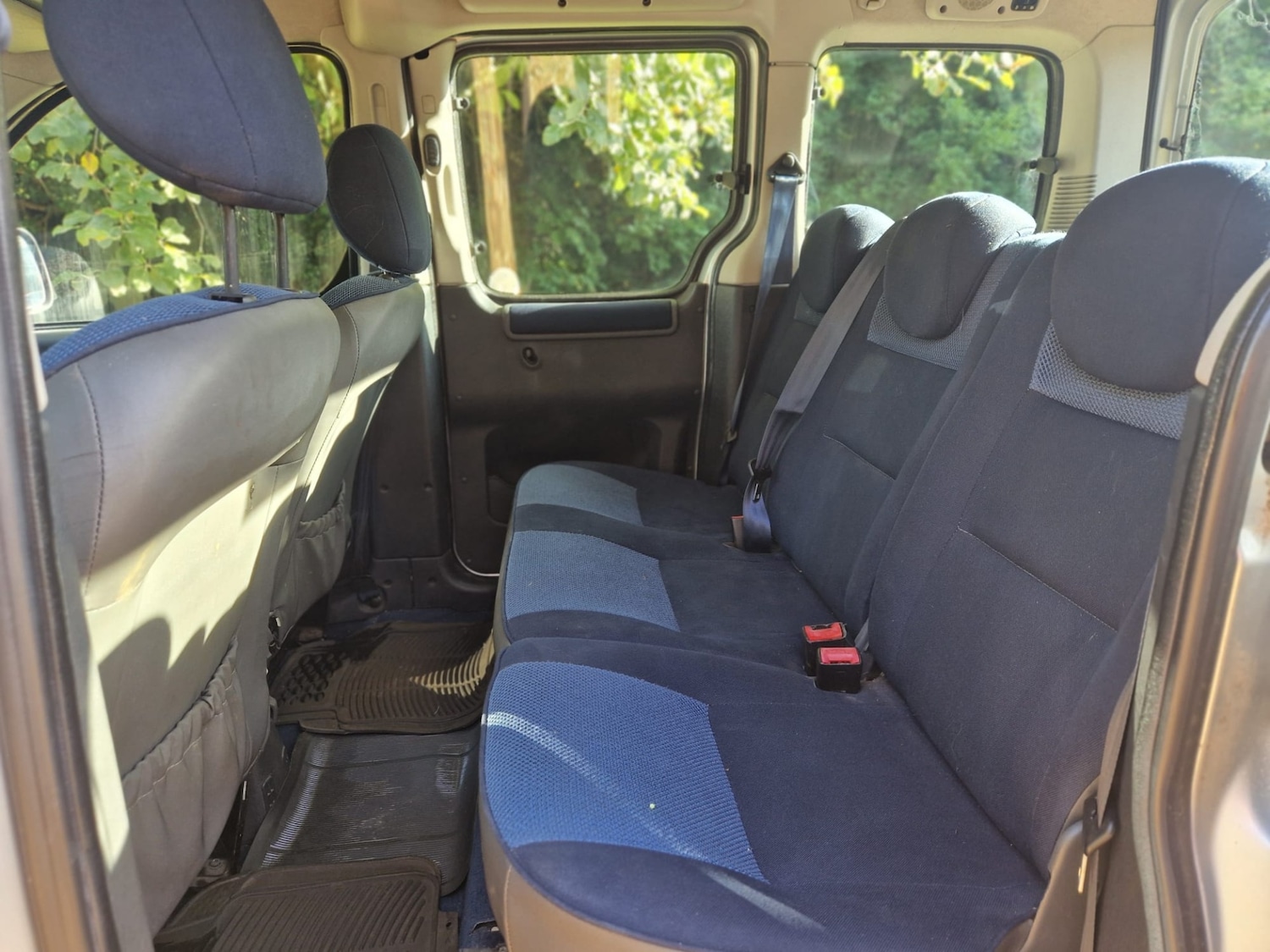 Used Citroen Berlingo 2004 for sale - 76170545: Photo 15