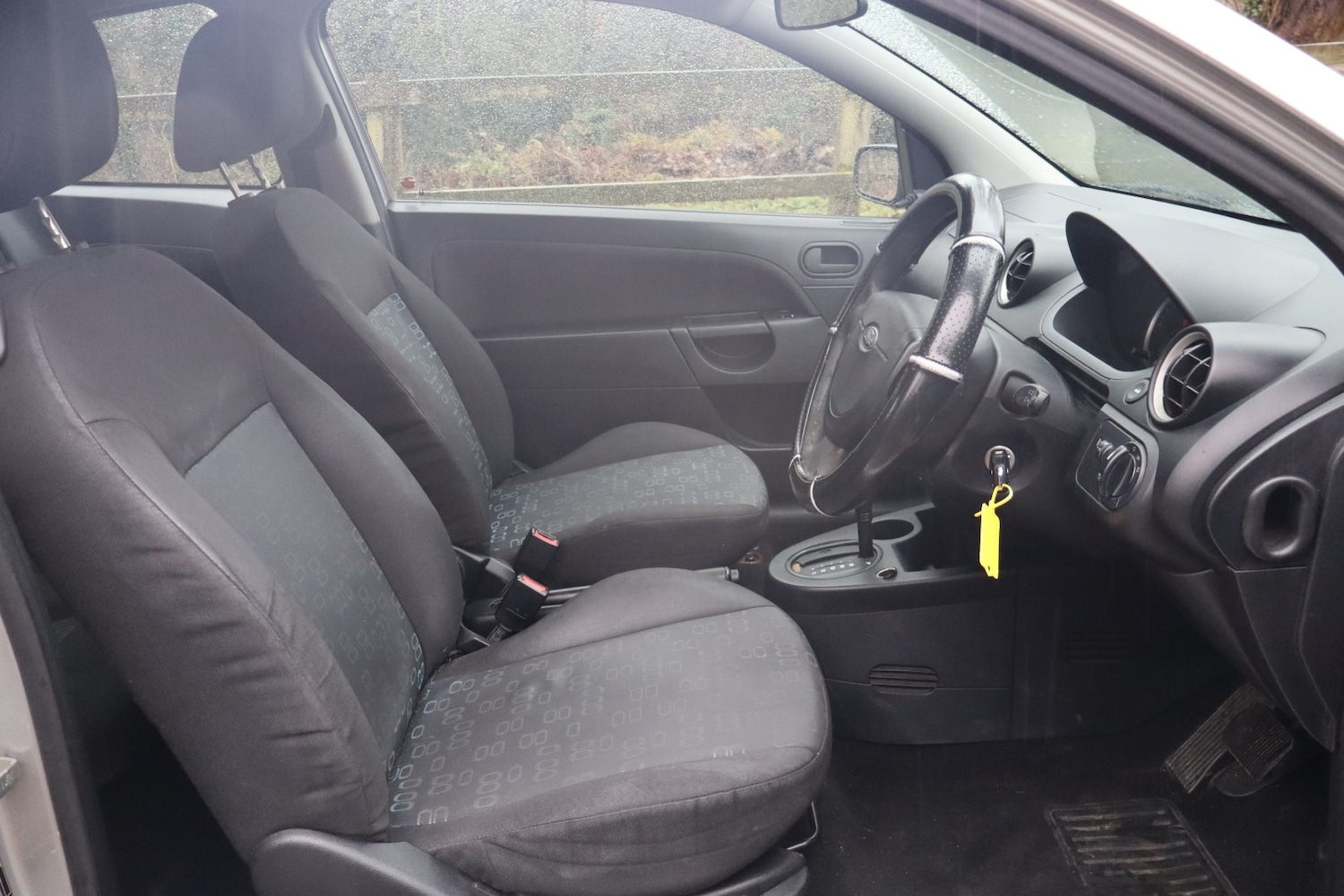 Used Ford Fiesta 2005 for sale - 77337250: Photo 11