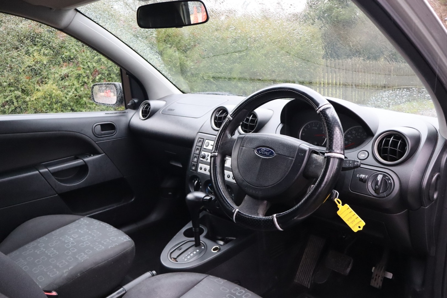 Used Ford Fiesta 2005 for sale - 77337250: Photo 3