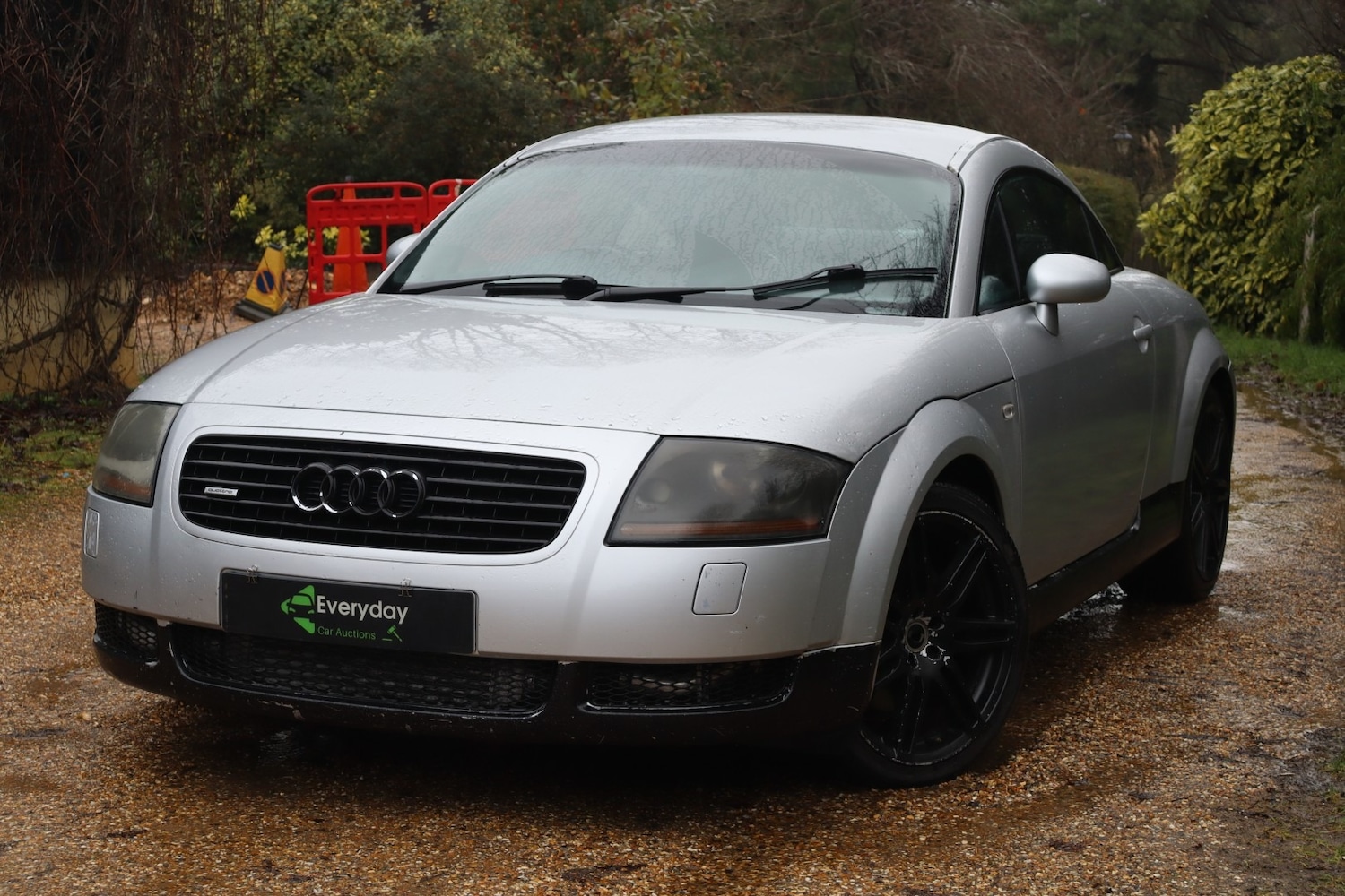 Used Audi TT 2000 for sale - 77542532: Photo 2