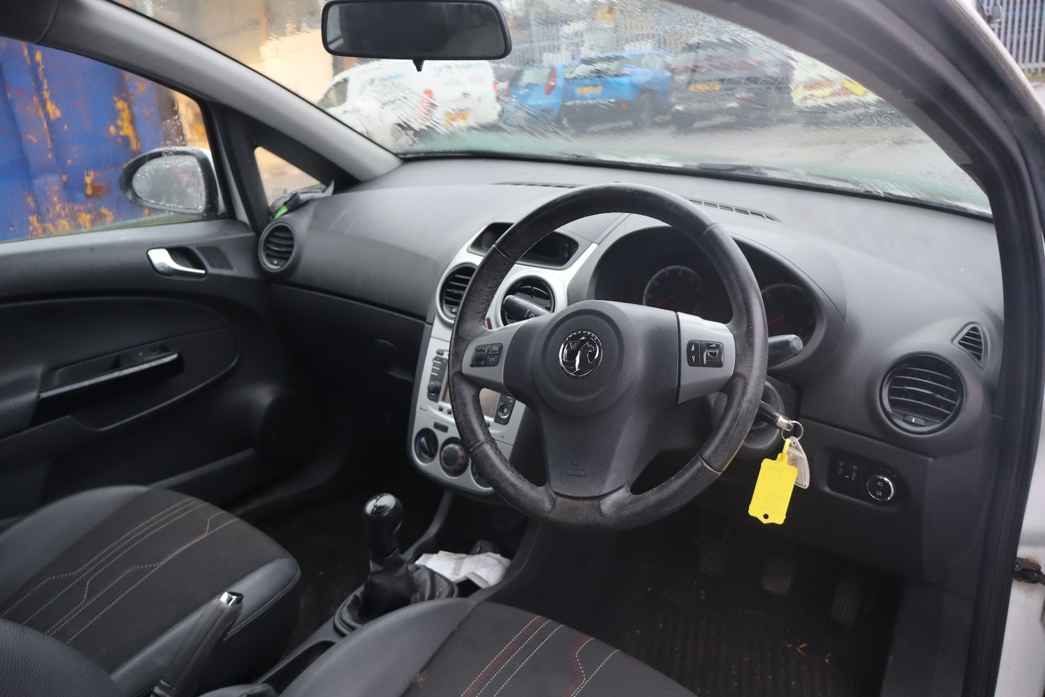 Used Vauxhall Corsa 2012 for sale - 77445737: Photo 3