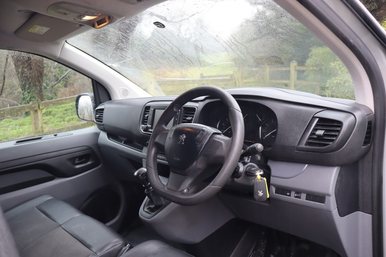 Used Peugeot Expert 2017 for sale - 77475178: Photo 3