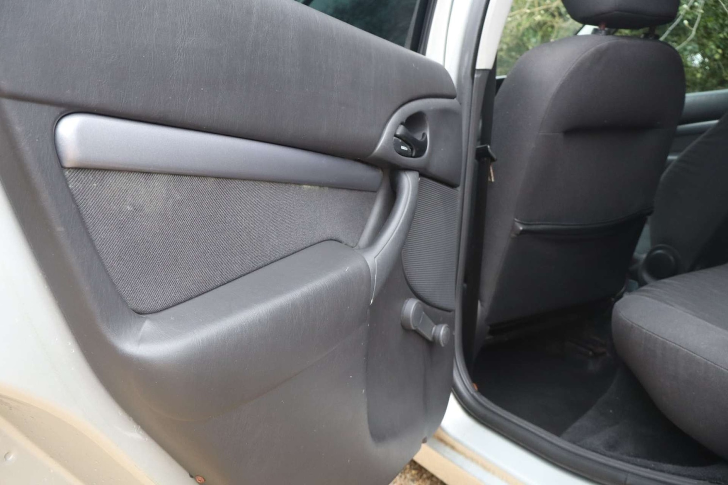 Used Ford Focus 2002 for sale - 78039624: Photo 29