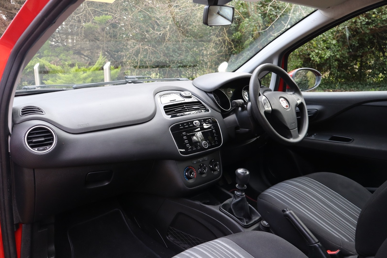 Used Fiat Punto Evo 2011 for sale - 77639832: Photo 4