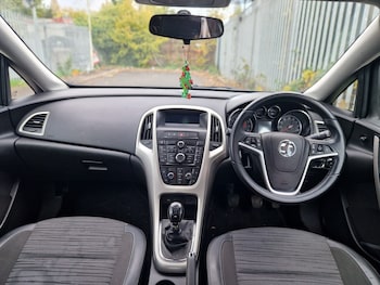 Used Vauxhall Astra 2014 for sale - 76450622: Photo