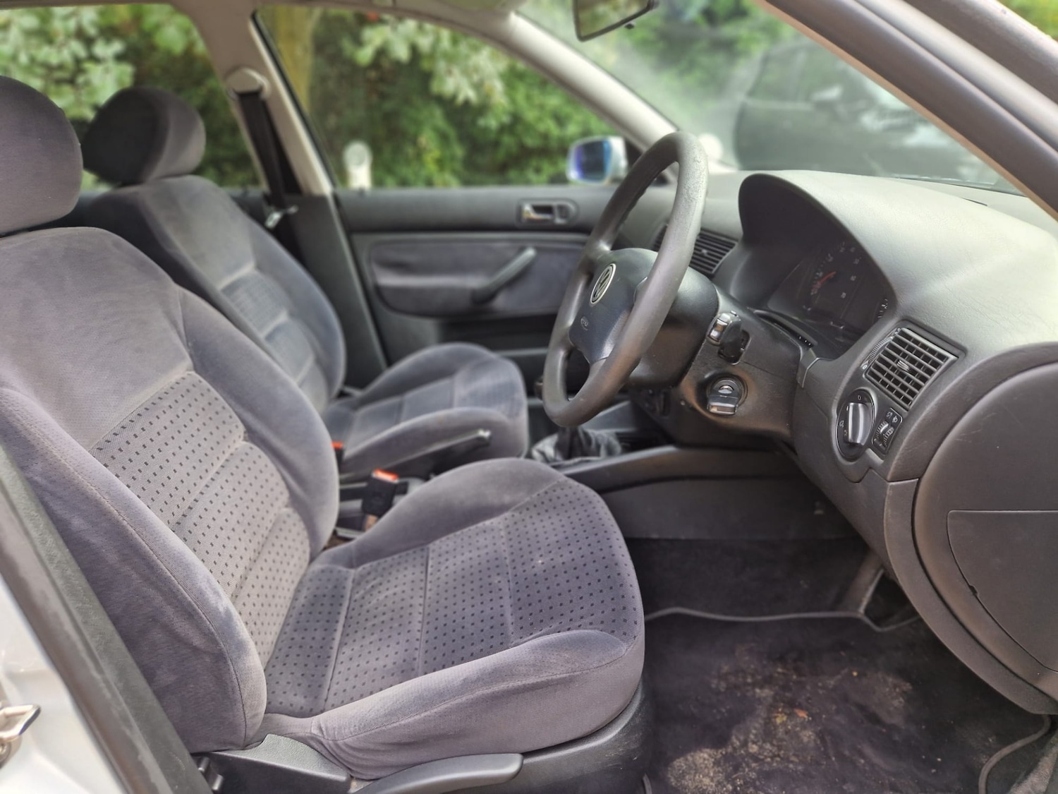 Used Volkswagen Golf 1999 for sale - 76017919: Photo 10
