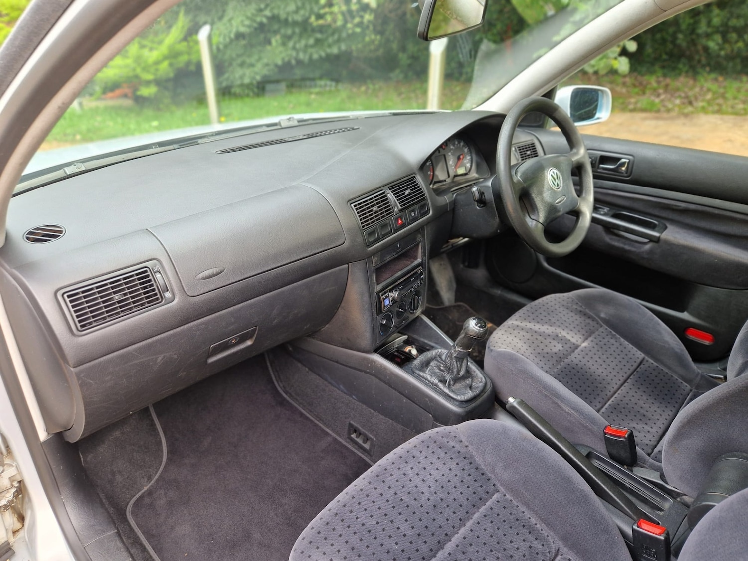 Used Volkswagen Golf 1999 for sale - 76017919: Photo 14