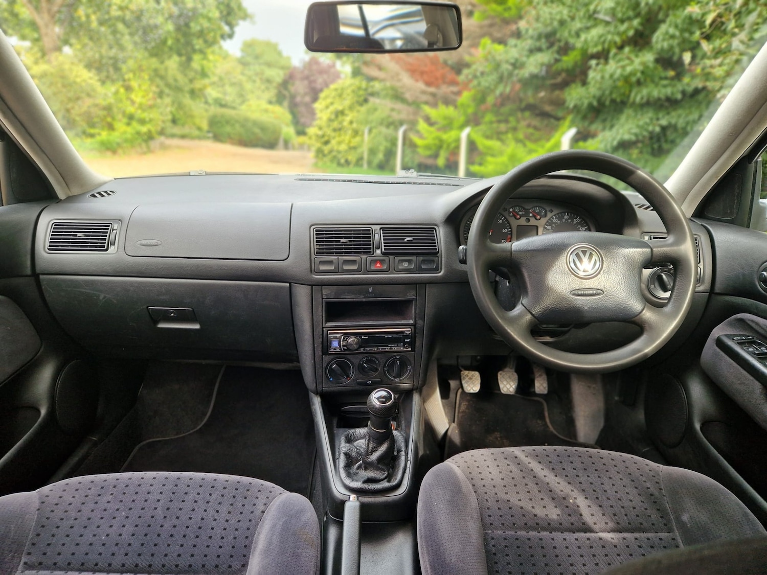 Used Volkswagen Golf 1999 for sale - 76017919: Photo 16