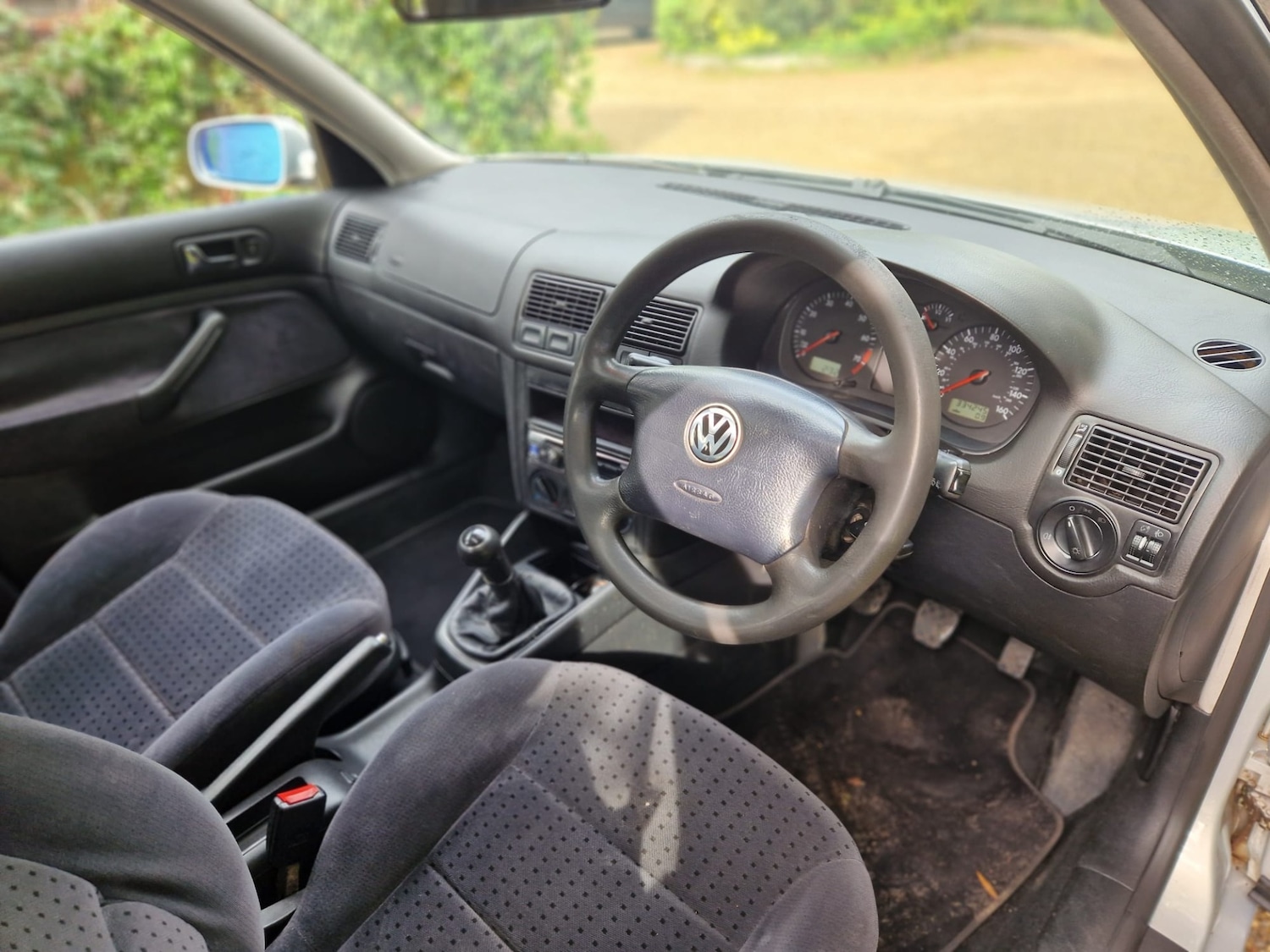 Used Volkswagen Golf 1999 for sale - 76017919: Photo 18