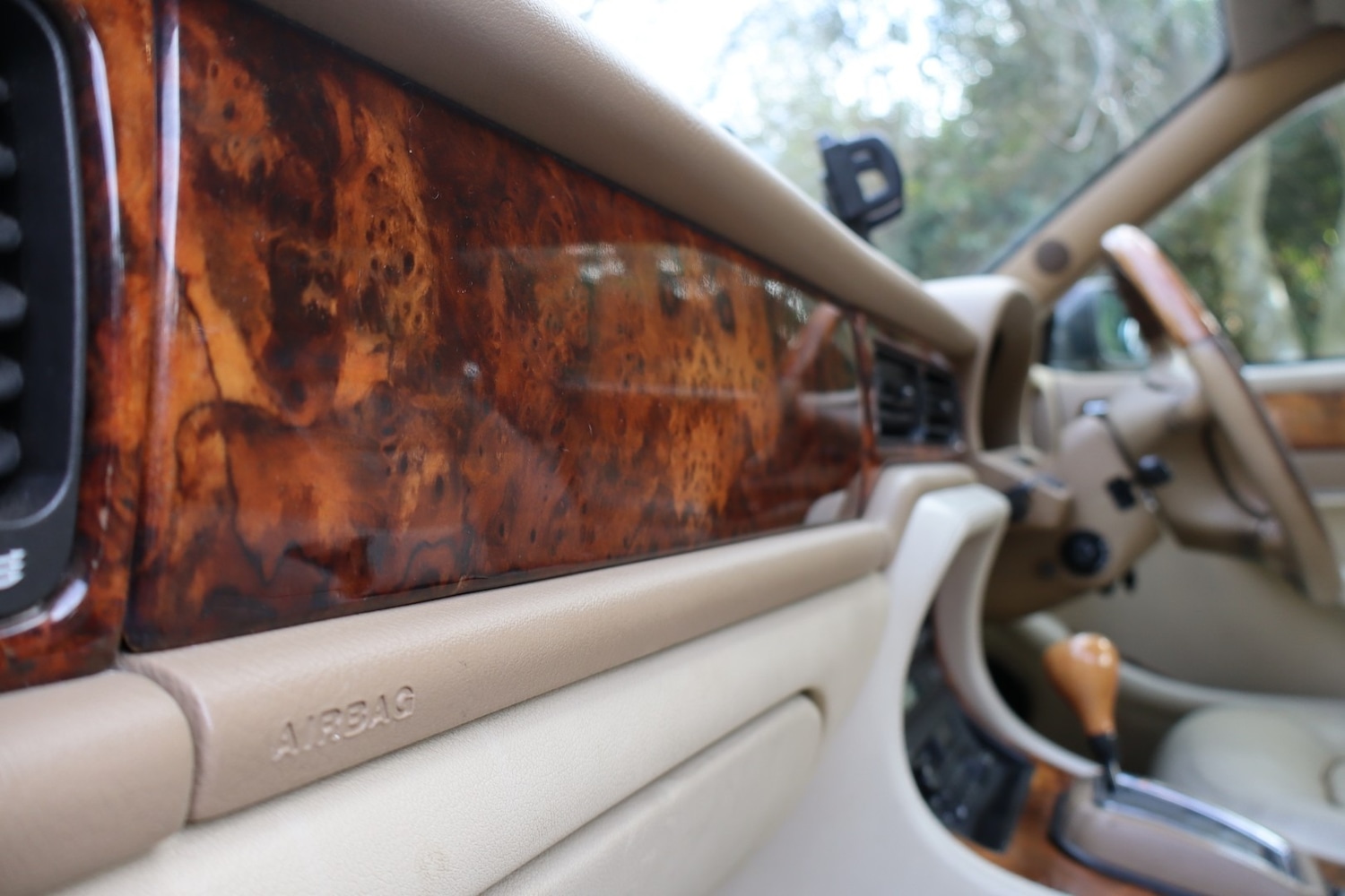 Used Jaguar XJ 1997 for sale - 76649243: Photo 15