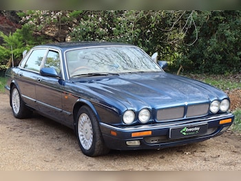 Used Jaguar XJ 1997 for sale - 76649243: Photo