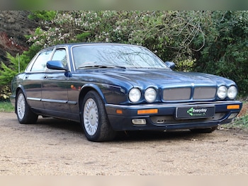 Used Jaguar XJ 1997 for sale - 76649243: Photo