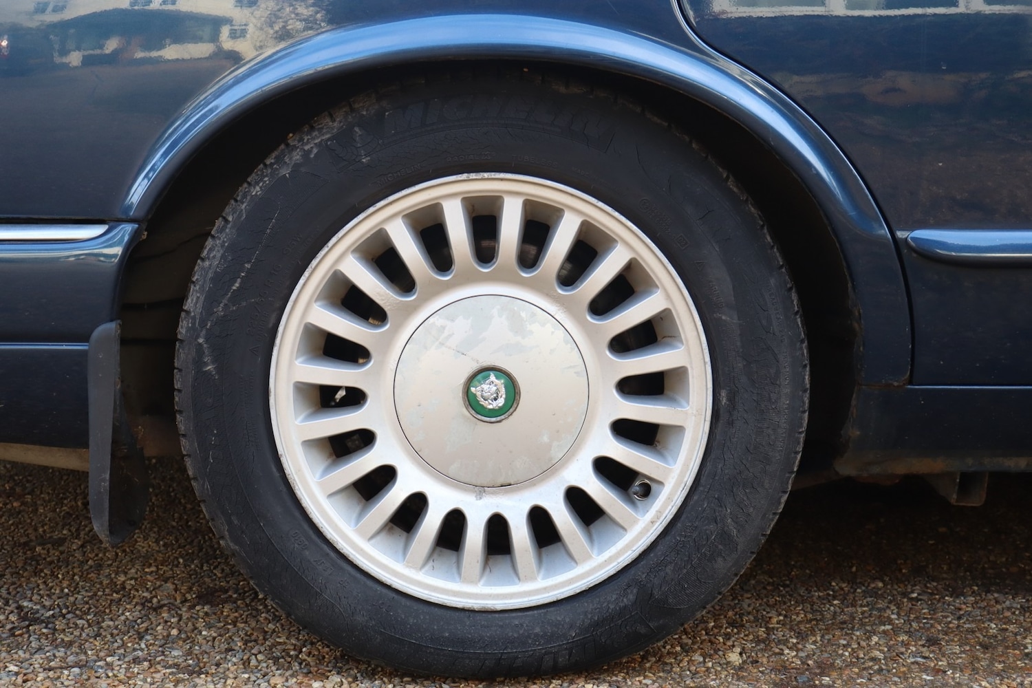 Used Jaguar XJ 1997 for sale - 76649243: Photo 5