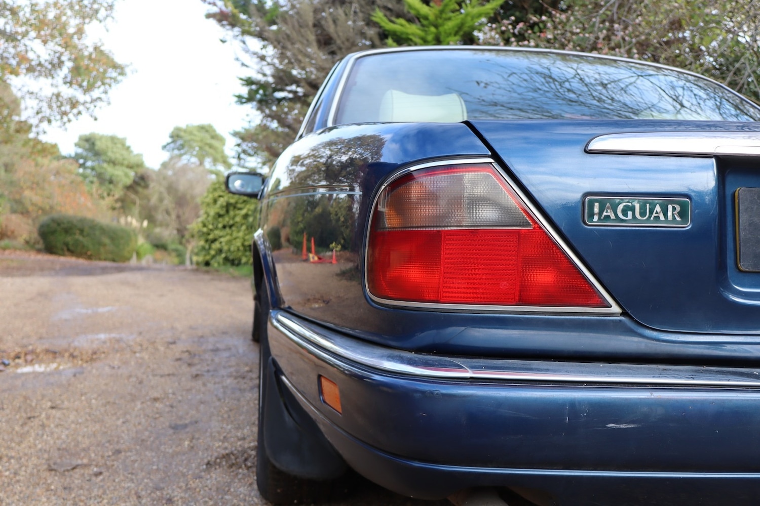 Used Jaguar XJ 1997 for sale - 76649243: Photo 9