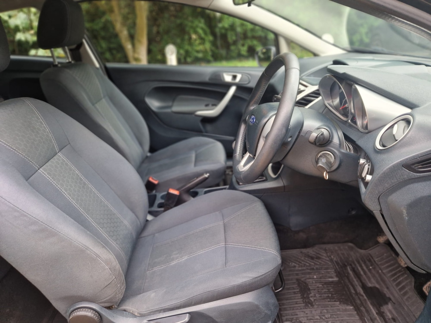 Used Ford Fiesta 2012 for sale - 76156918: Photo 10