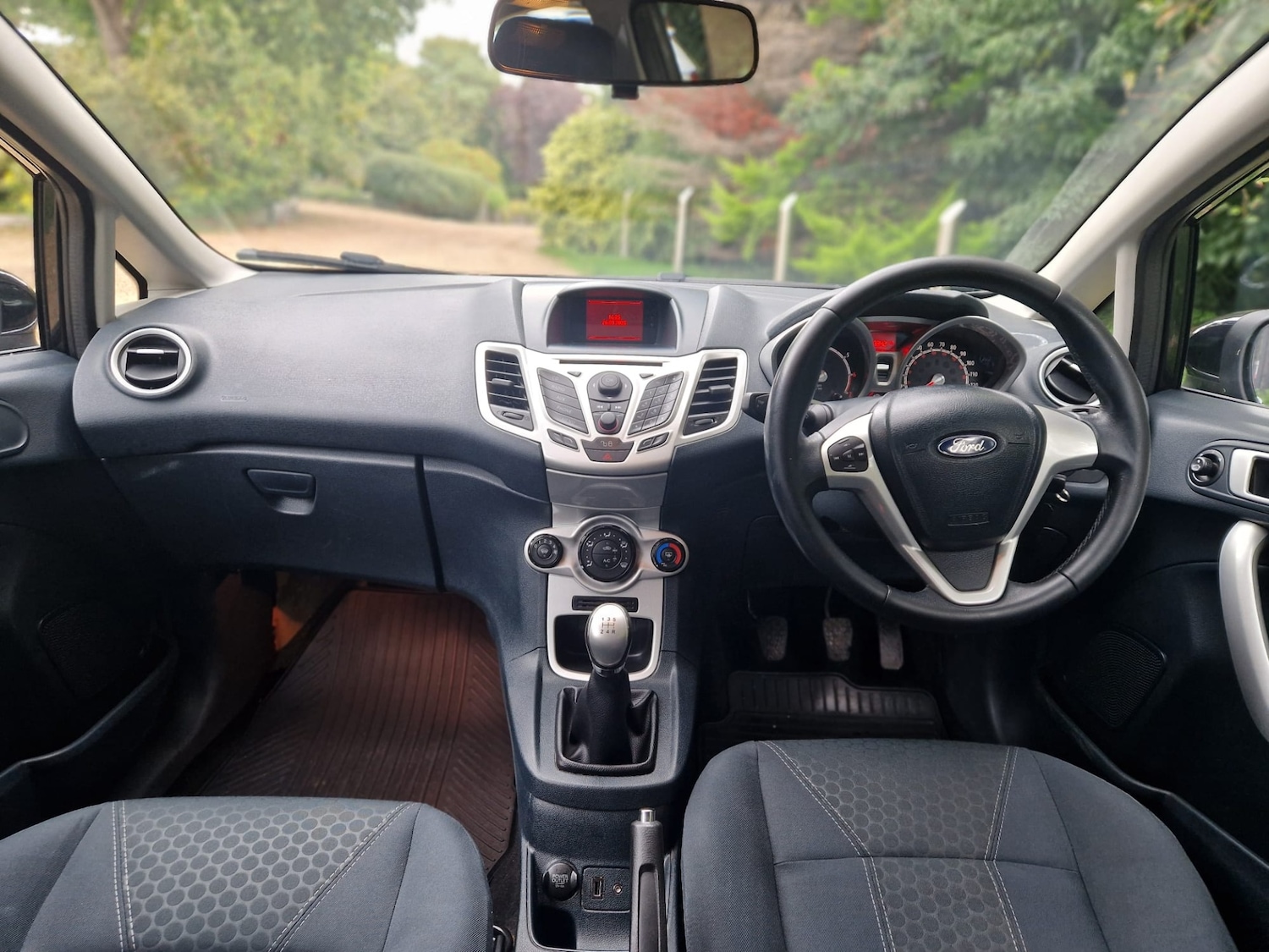 Used Ford Fiesta 2012 for sale - 76156918: Photo 13