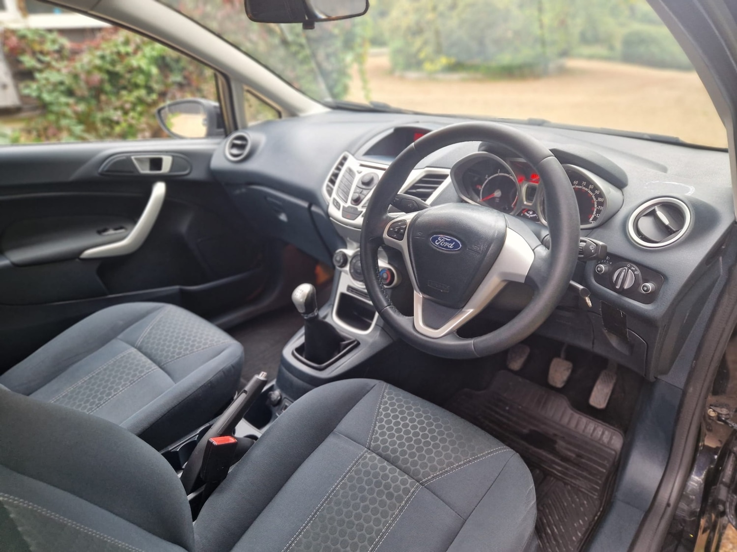 Used Ford Fiesta 2012 for sale - 76156918: Photo 15