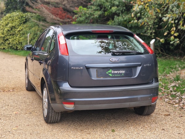 Used Ford Focus 2007 for sale - 76299027: Photo 20