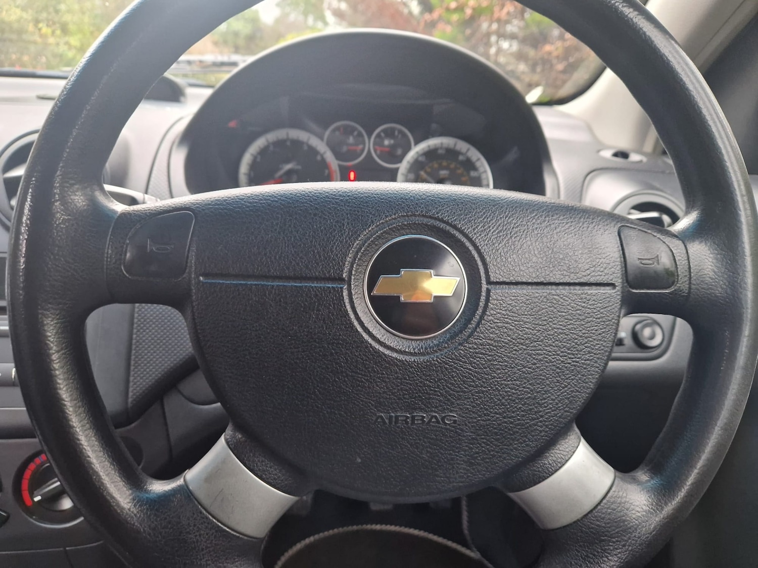 Used Chevrolet Aveo 2010 for sale - 76877693: Photo 38