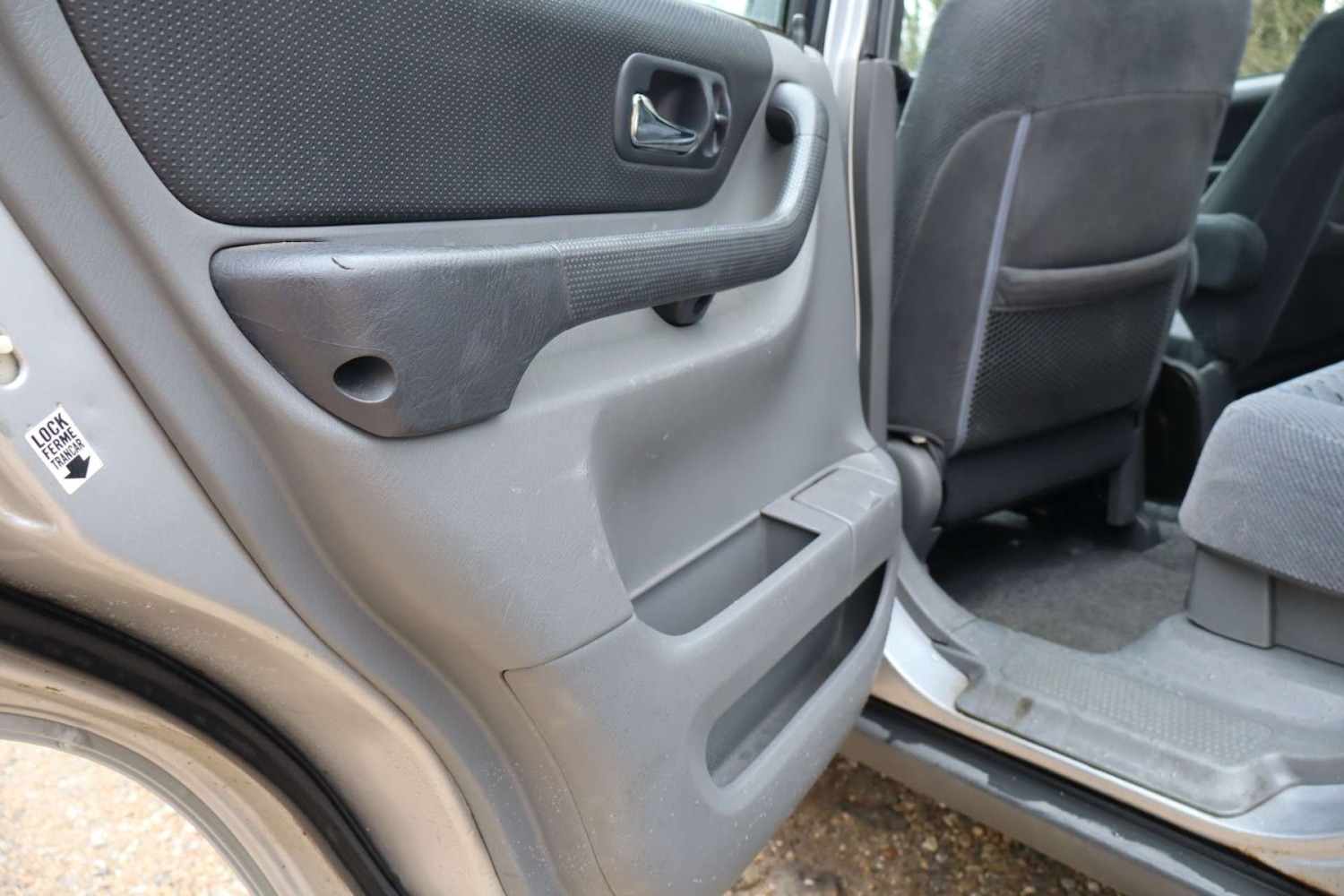 Used Honda CR-V 2001 for sale - 78097332: Photo 29