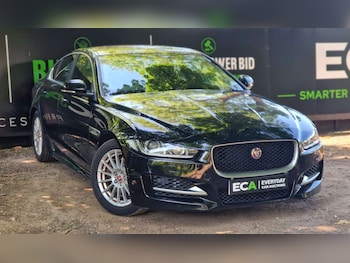 Used Jaguar XE 2017 for sale - 78955889: Photo