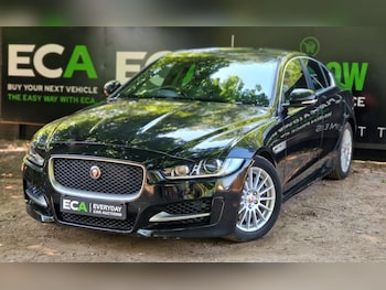 Used Jaguar XE 2017 for sale - 78955889: Photo