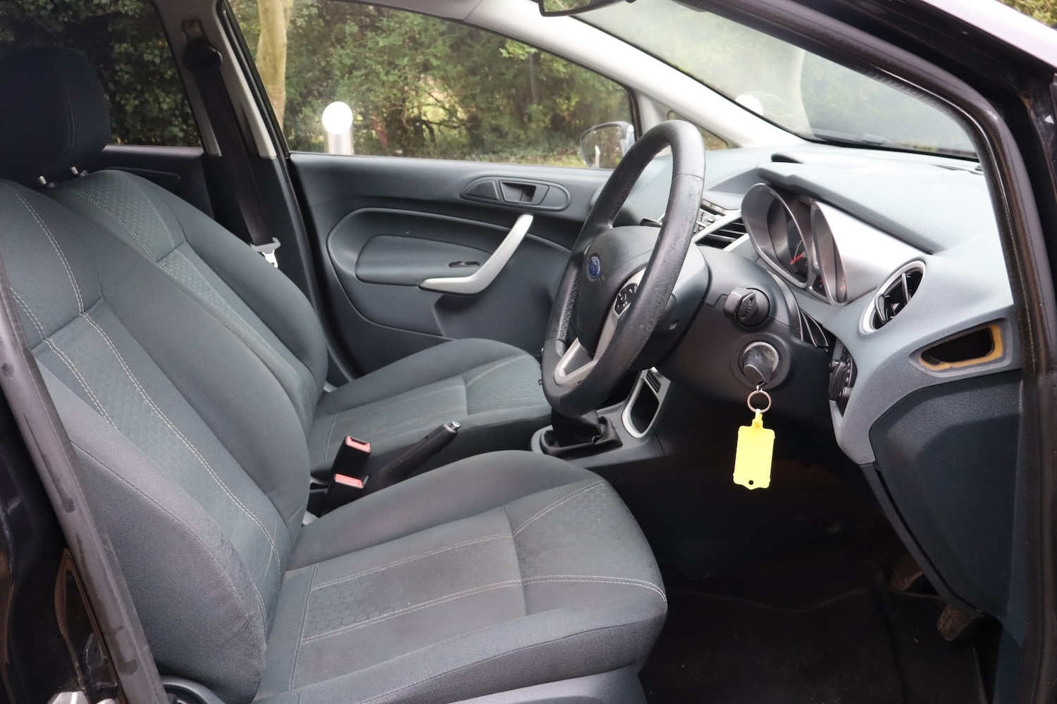 Used Ford Fiesta 2011 for sale - 77365478: Photo 16