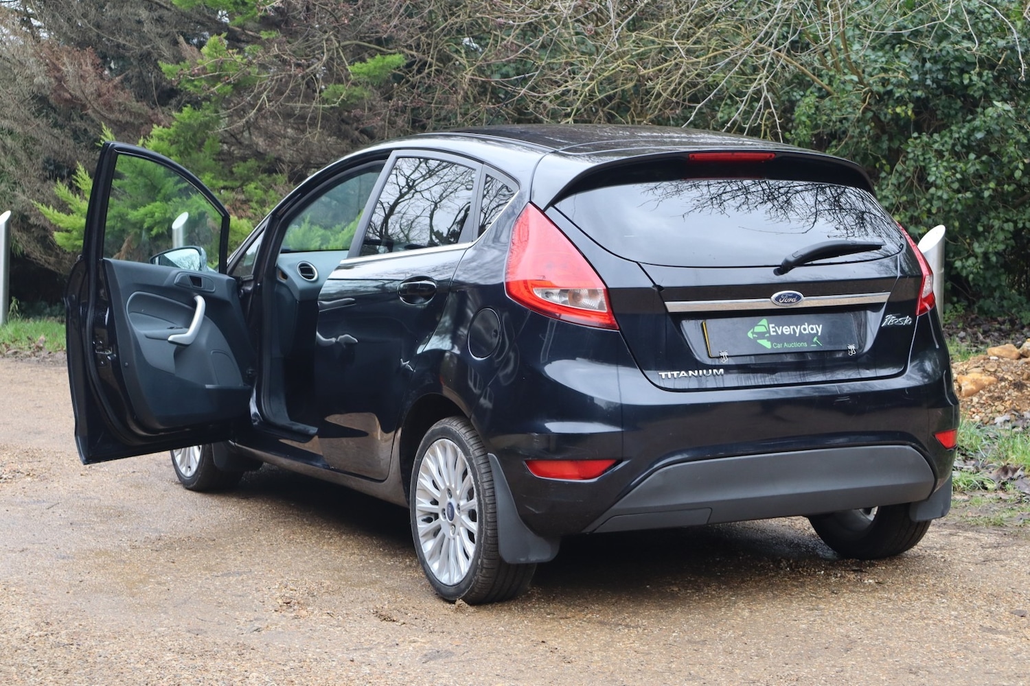 Used Ford Fiesta 2011 for sale - 77365478: Photo 24