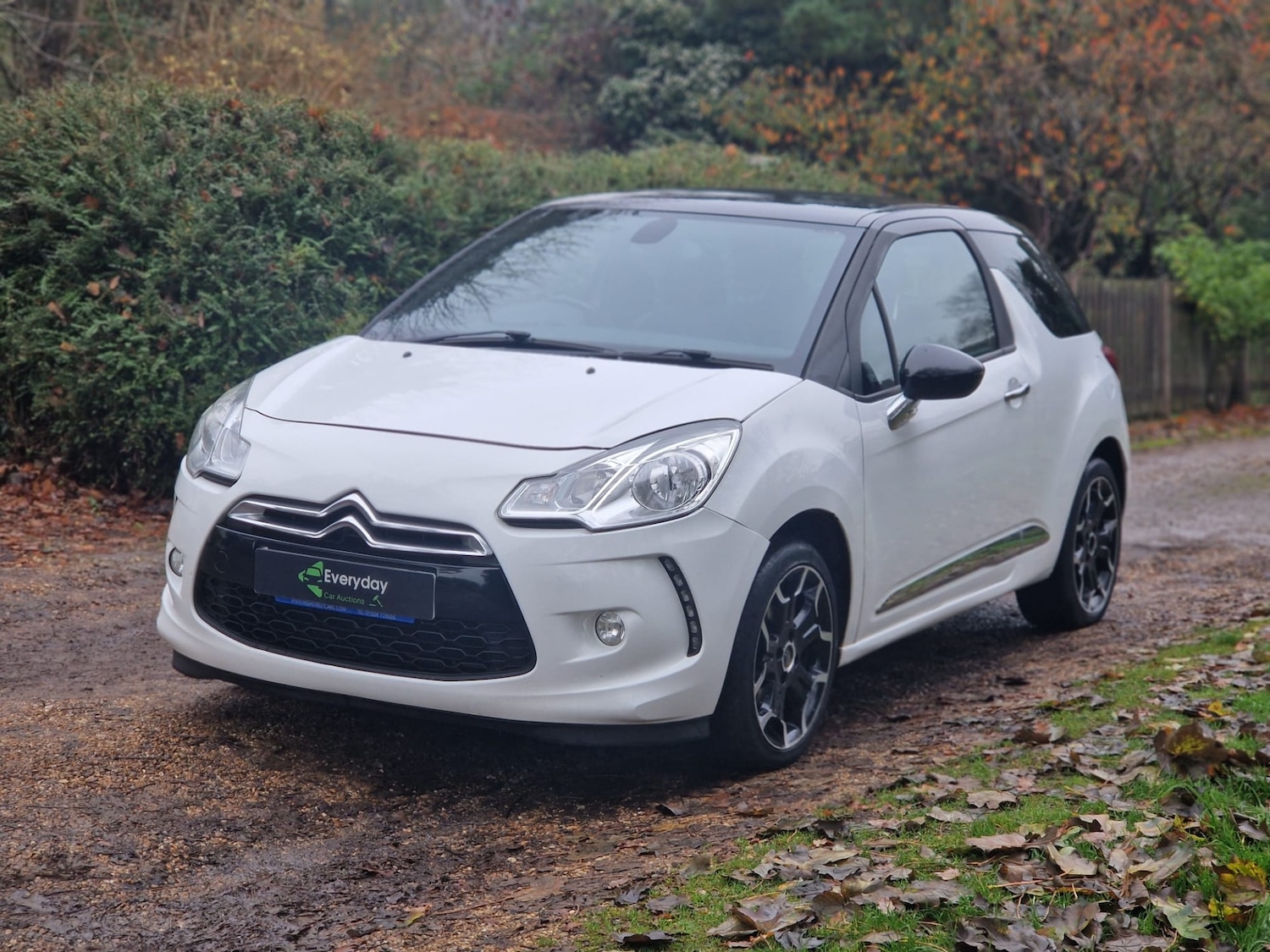 Used Citroen DS3 2013 for sale - 76589059: Photo 3