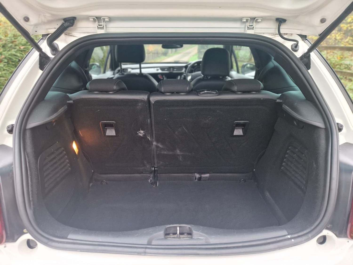 Used Citroen DS3 2013 for sale - 76589059: Photo 43