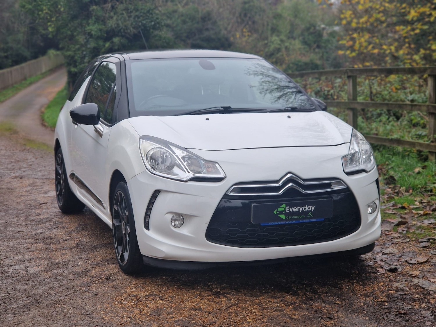 Used Citroen DS3 2013 for sale - 76589059: Photo 6