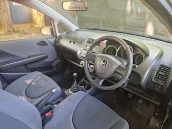 Used Honda Jazz 2006 for sale - 78698909: Photo
