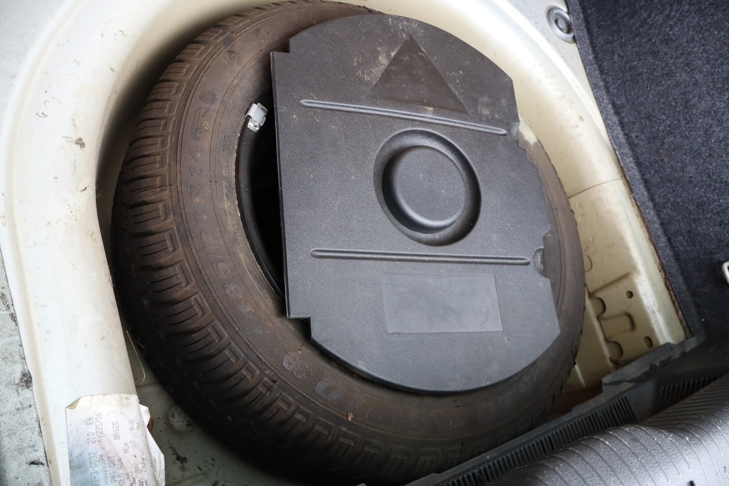 Used Volkswagen Polo 2004 for sale - 77889225: Photo 24