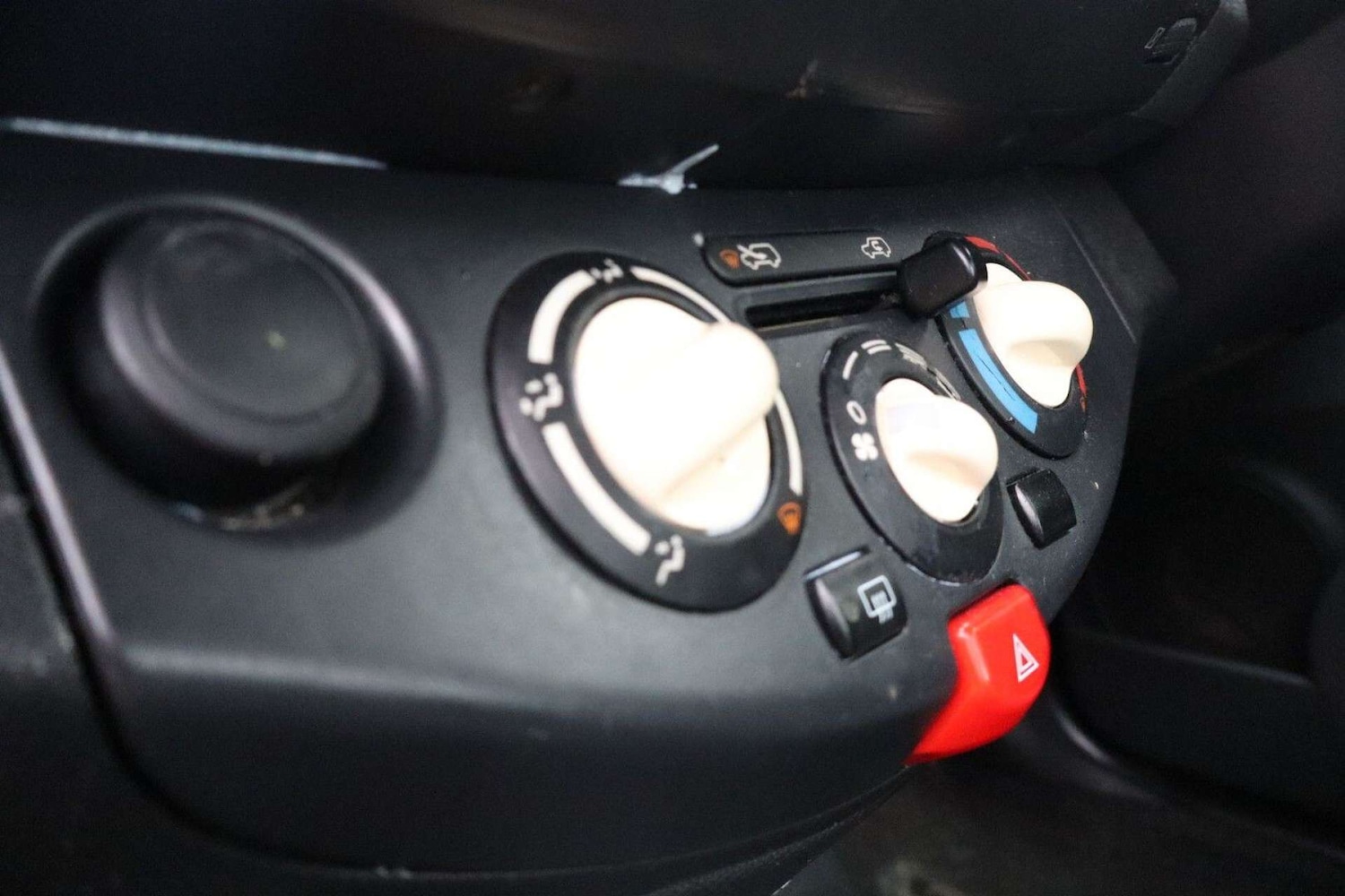 Used Nissan Micra 2005 for sale - 77910140: Photo 29