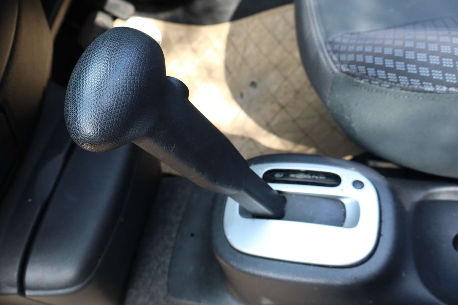 Used Nissan Micra C+C 2006 for sale - 78055113: Photo 31