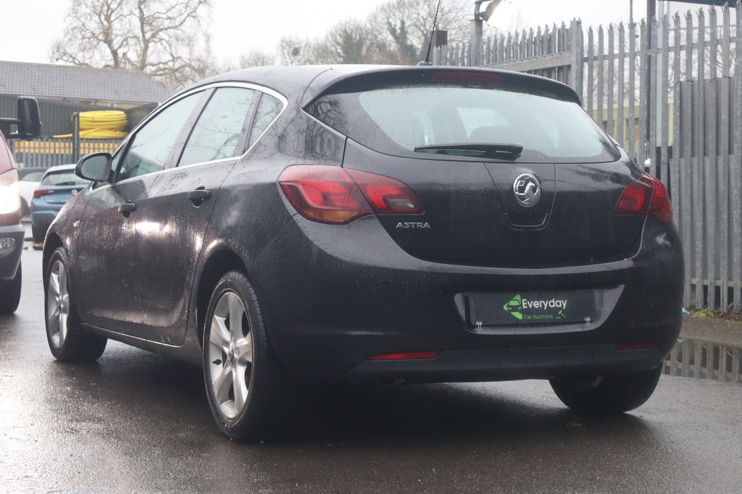 Used Vauxhall Astra 2010 for sale - 77449845: Photo 5